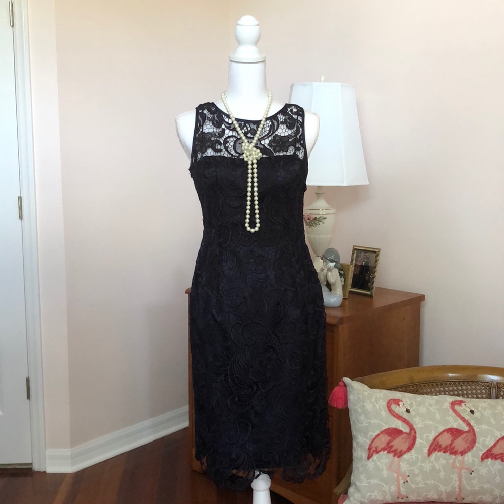 Adrianna Pappel Navy Blue Lace Dinner Dress SZ 4 - Picture 2 of 8